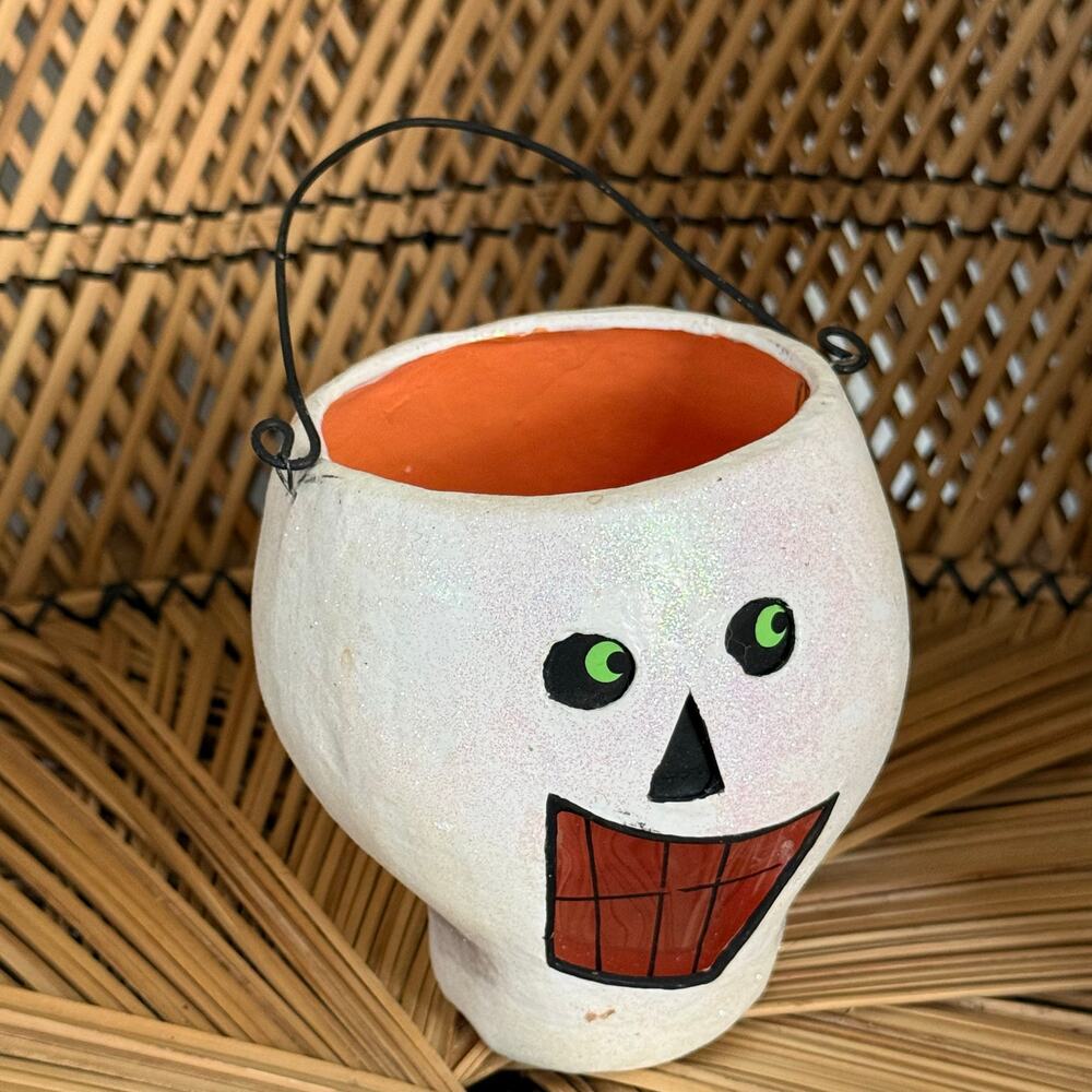 Dept 56 Paper Mache skull grind skeleton halloween 4.5 in small bucket basket